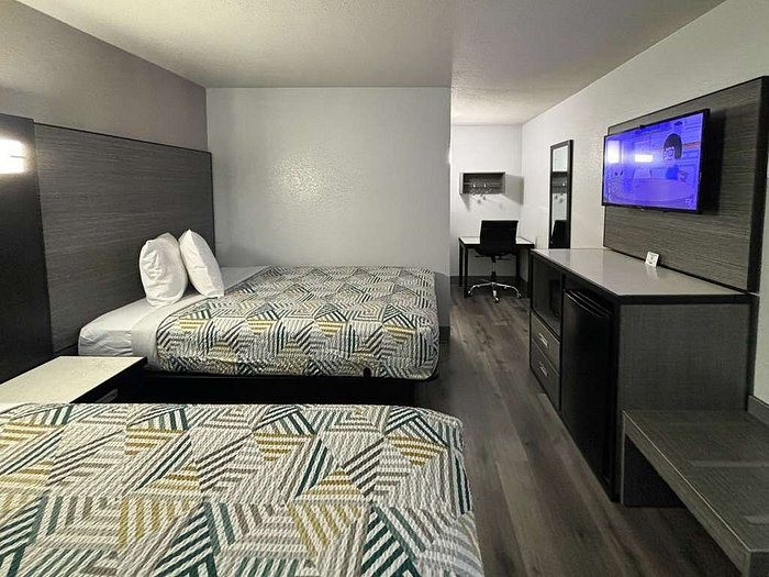 Motel 6 Meridian MS — Guest room