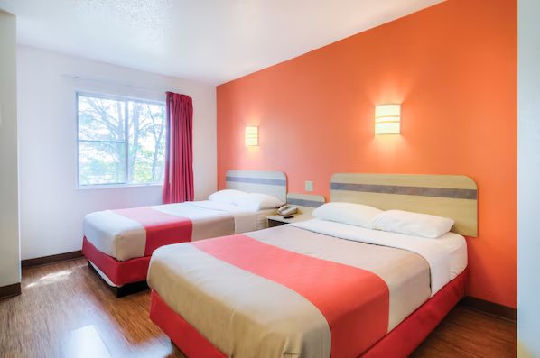 Motel 6 Prescott — Guest room