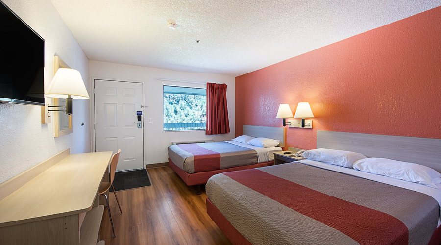 Motel 6 Reno Airport Sparks Sparks Nevada — Guest room