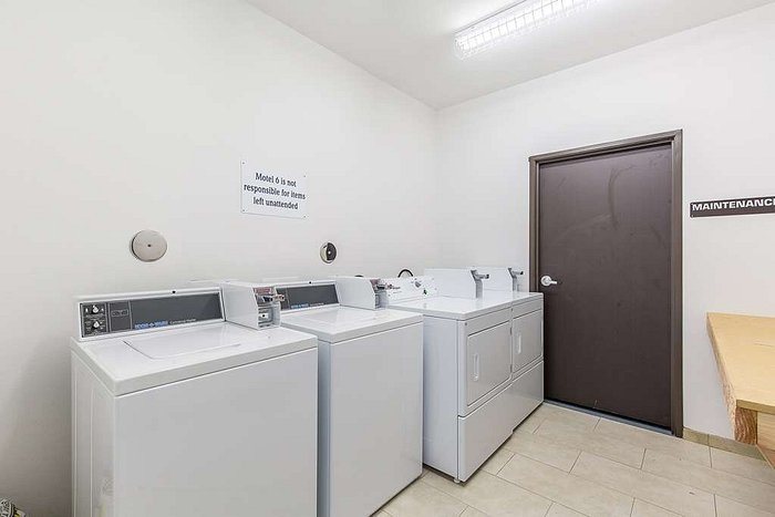 Motel 6 Texas City TX I 45 South — Bathroom