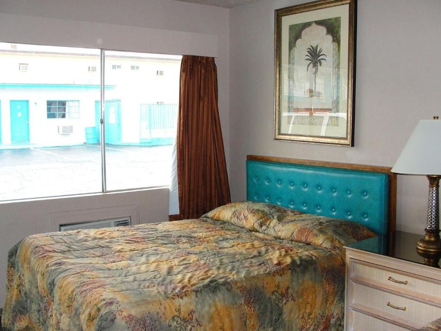Motel 8 Las Vegas Las Vegas Nevada — Guest room