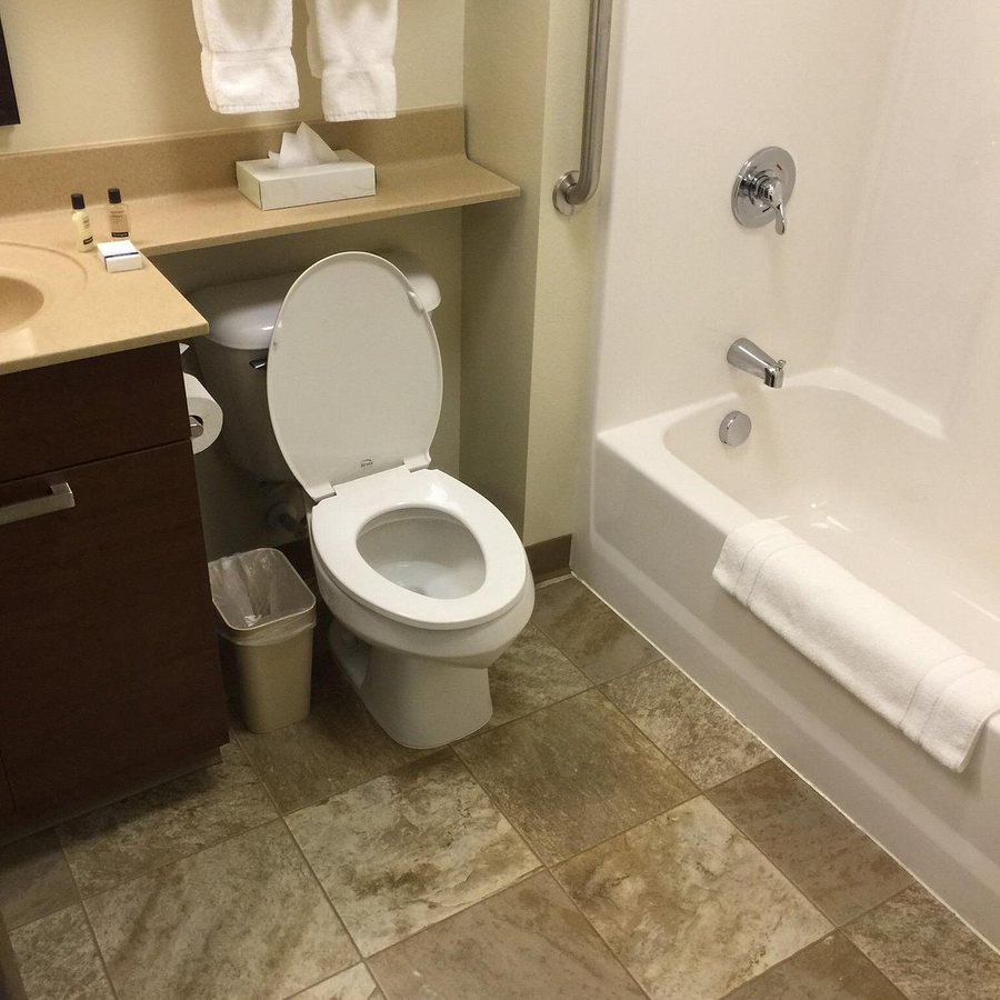 Motel 8 — Bathroom