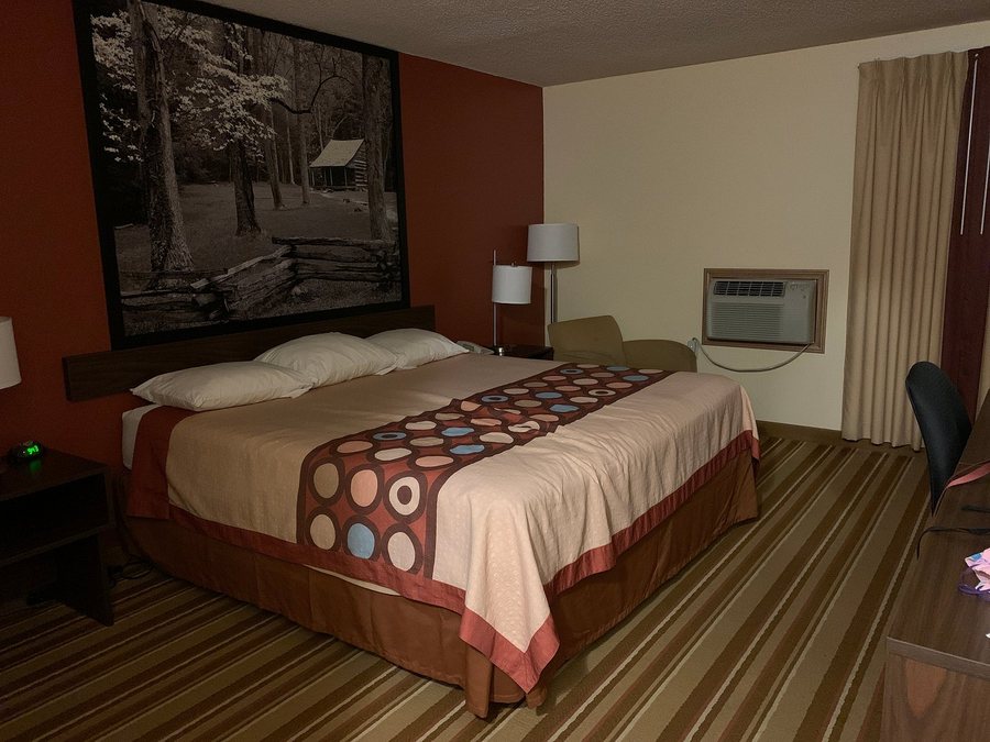 Motel 8 — Guest room