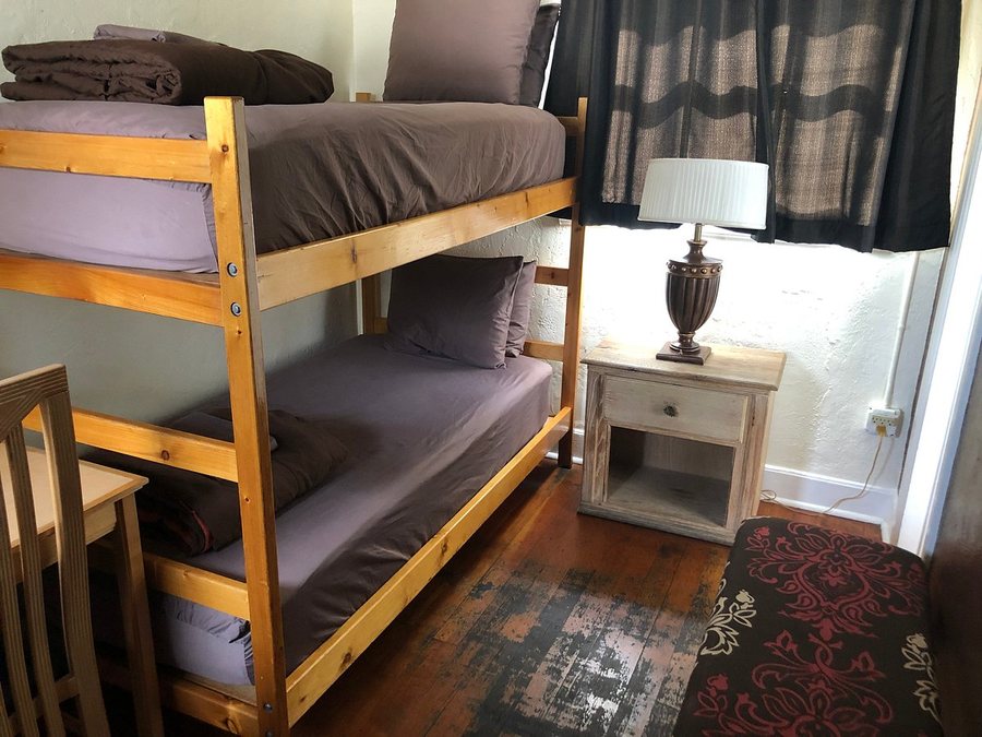 Motel Du Beau — Guest room