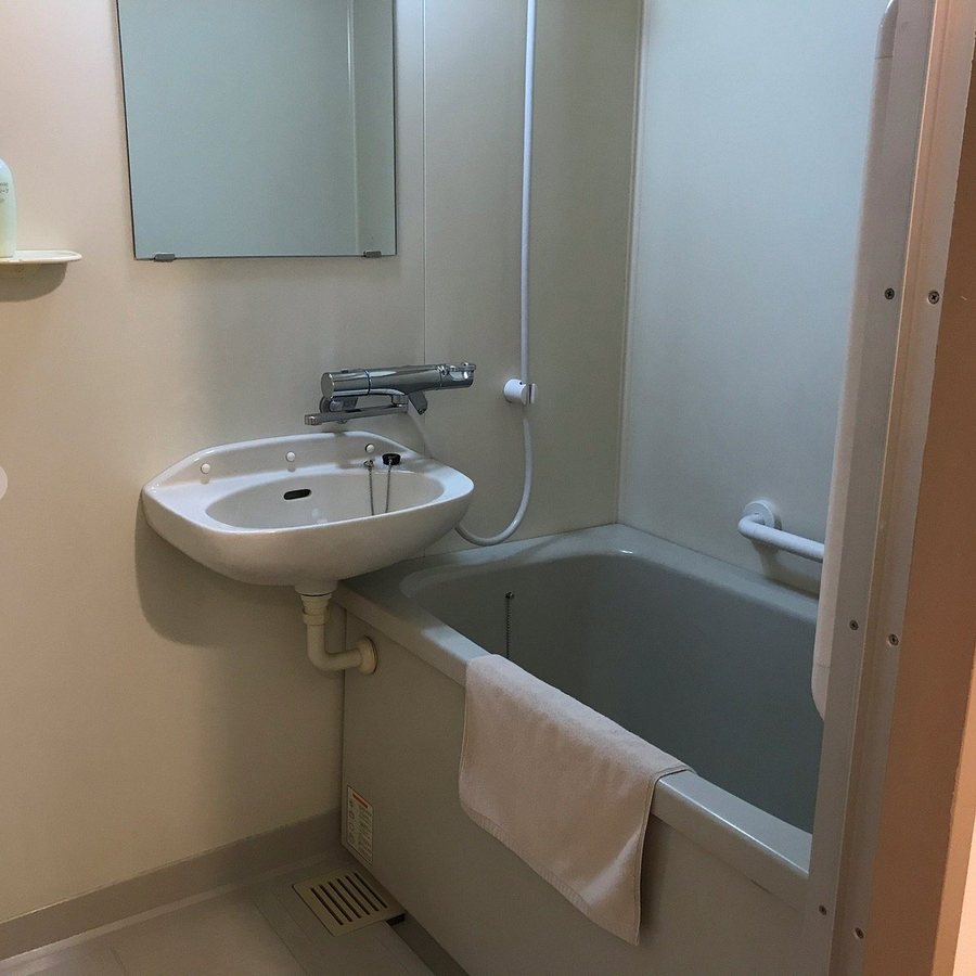 Motonago — Bathroom