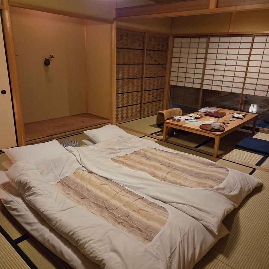 Motonago — Guest room