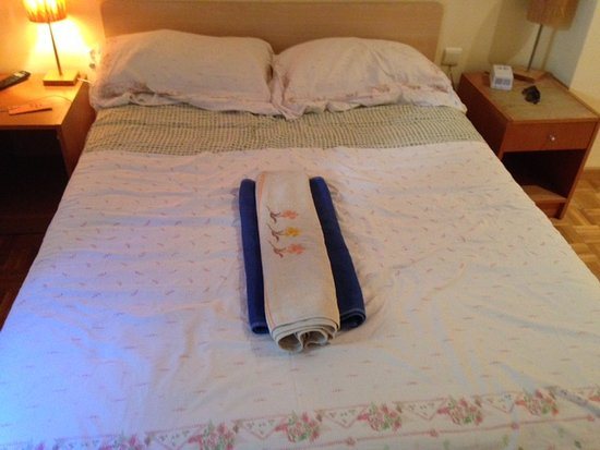 MotorSport B B Barcelona Catalonia — Guest room