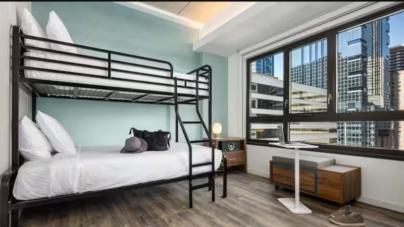 Motto By Hilton Philadelphia Rittenhouse Square Philadelphia Pennsylvania — Guest room