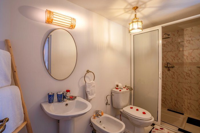 Moulay spa — Bathroom