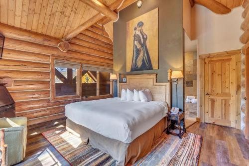 Mountain Lodge Telluride — Guest room