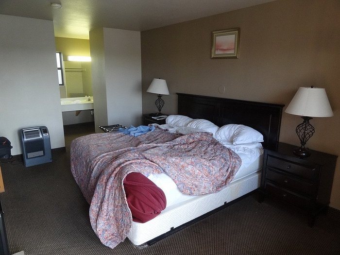 Mountain View Inn — Guest room