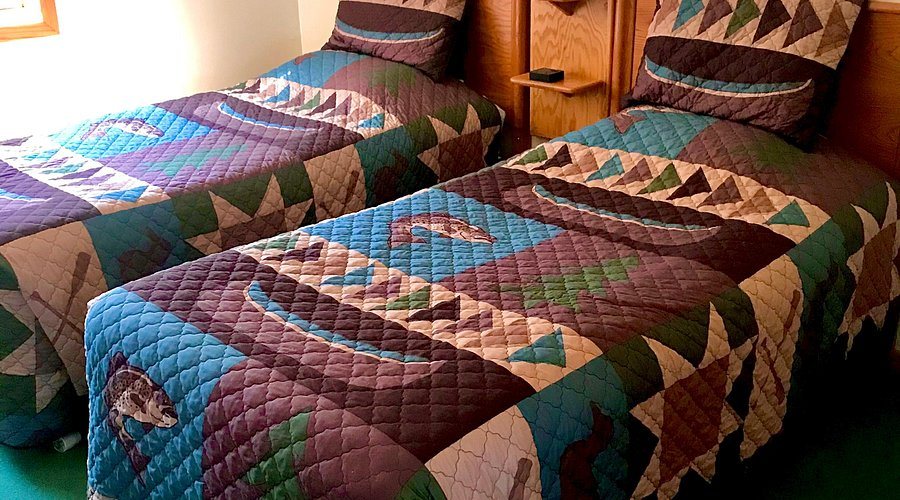 Mountain View Lodges — Guest room