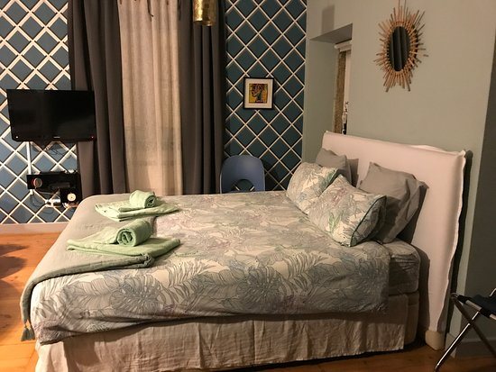 Mouraria Lisboa Hotel — Guest room