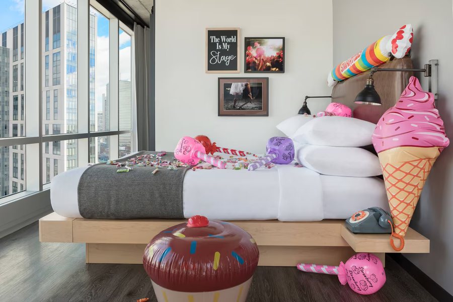 Moxy Boston Downtown — Guest room
