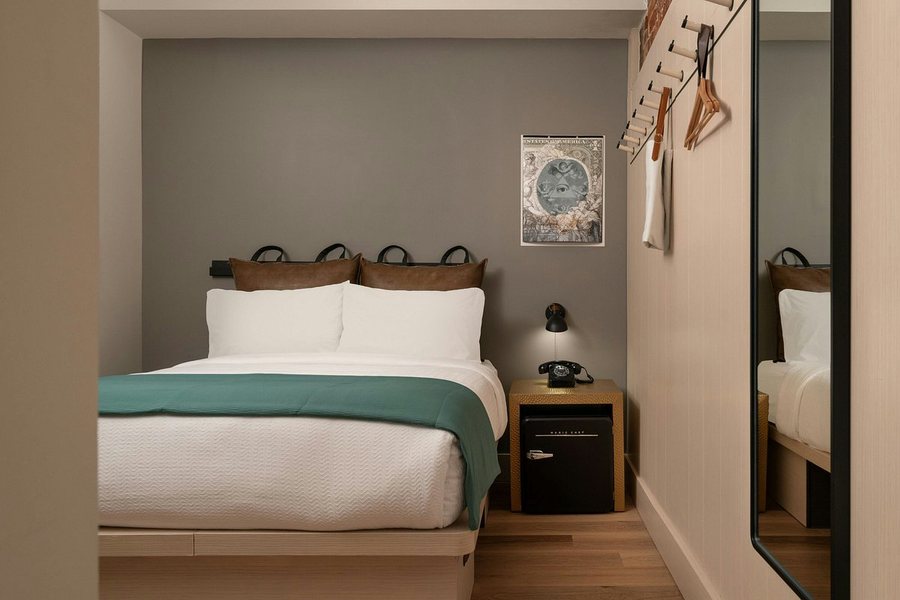 Moxy Columbia Downtown — Guest room