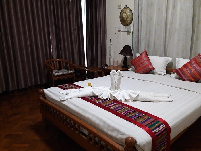 Mr Charles Hotel — Guest room