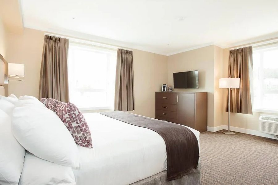 Mstar Hotel — Guest room
