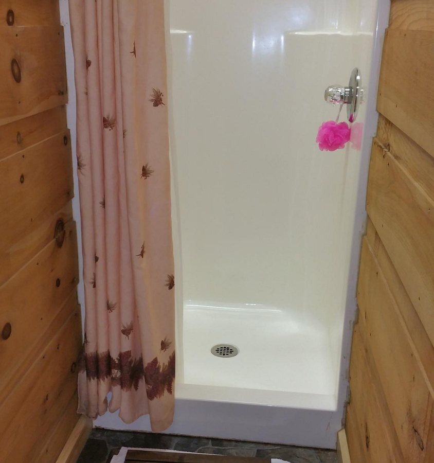 Mulberry Gap Adventure Basecamp — Bathroom