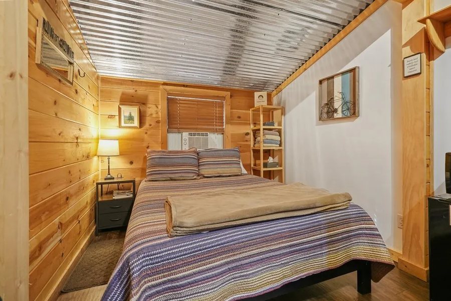 Mulberry Gap Adventure Basecamp — Guest room