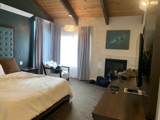 Munras Inn — Guest room