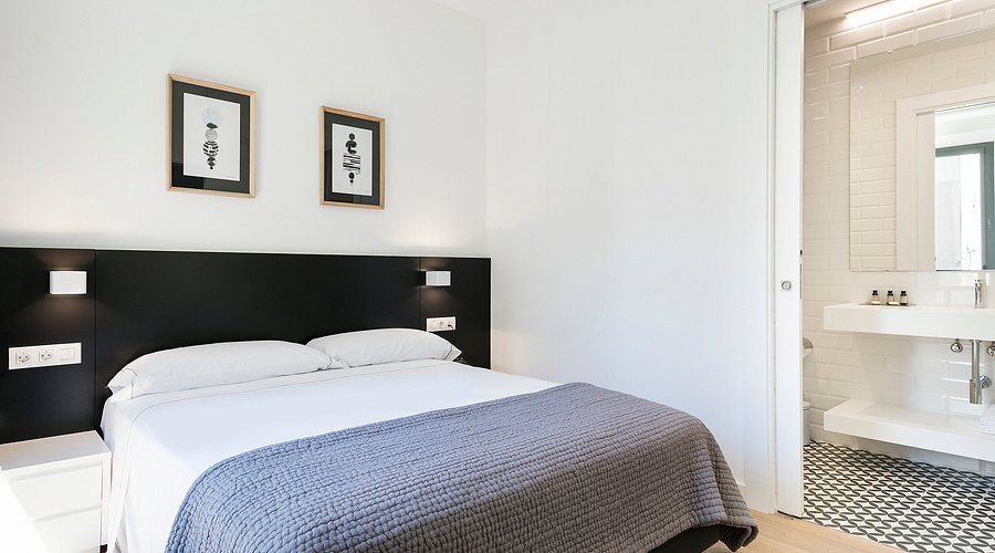 Murmuri Residence Mercader Barcelona Catalonia — Guest room