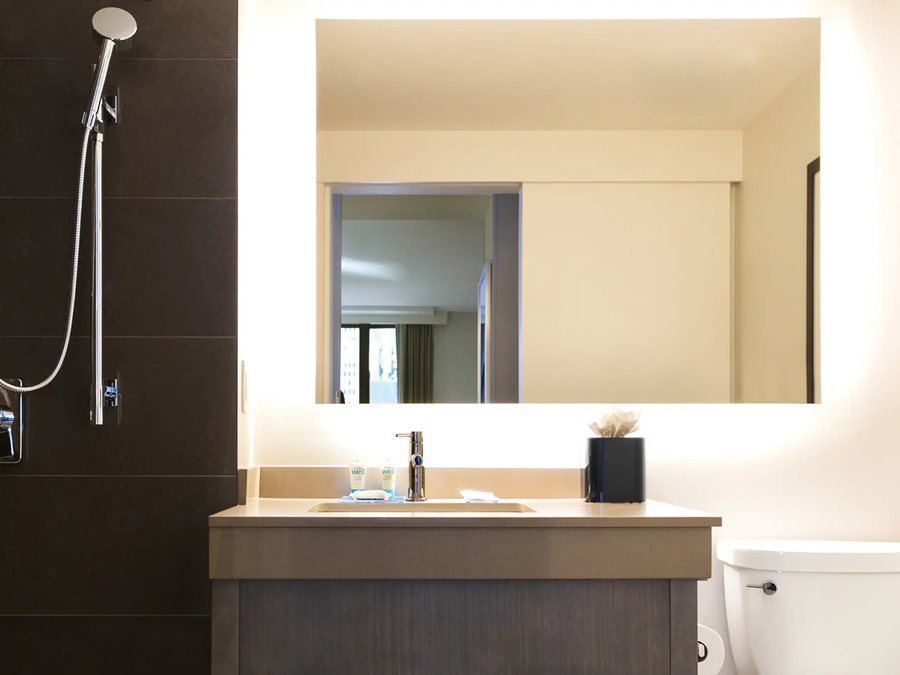 Murray Hill East Suites New York City New York — Bathroom