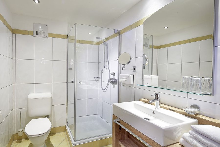 My Alpenwelt Resort — Bathroom