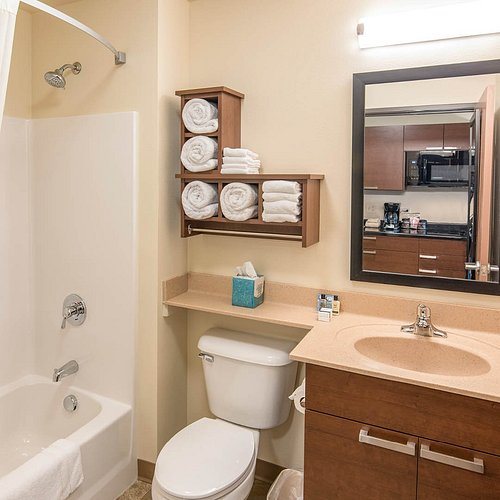 My Place Hotel Beatrice Ne Beatrice Nebraska — Bathroom