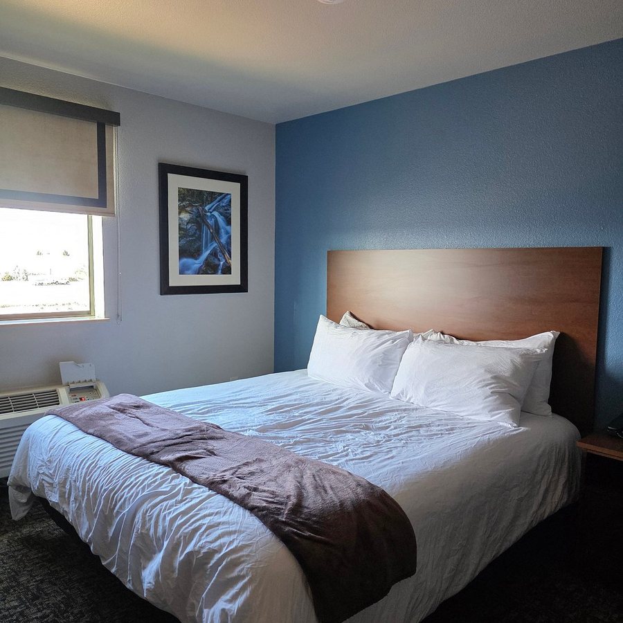 My Place Hotel Boise Meridian ID — Guest room