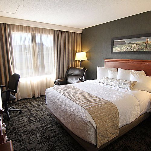 My Place Hotel Grand Forks ND — Guest room