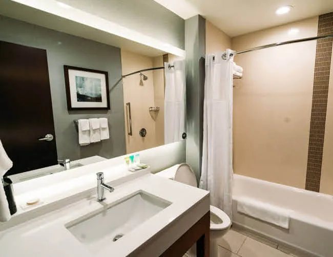 My Place Hotel Moab UT — Bathroom