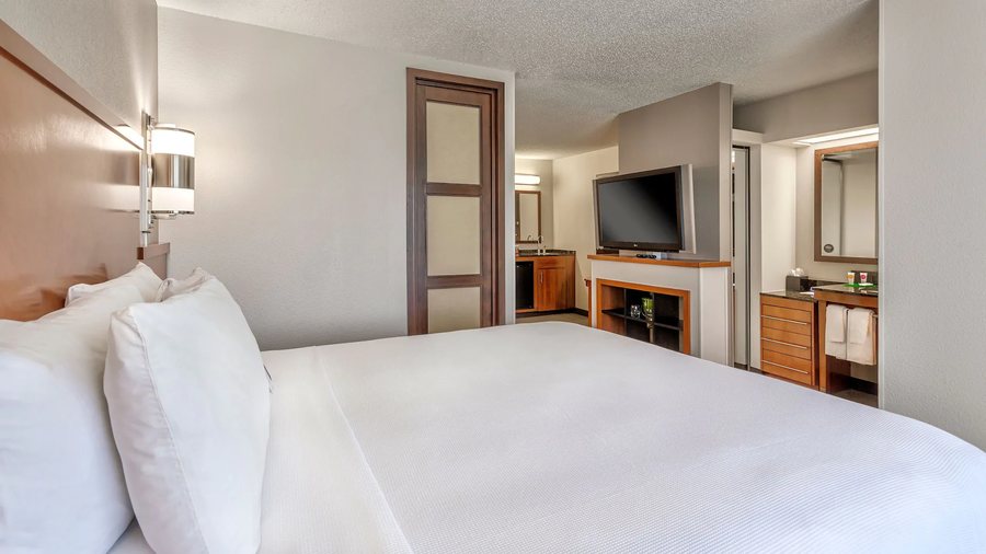 My Place Hotel Overland Park KS — Guest room
