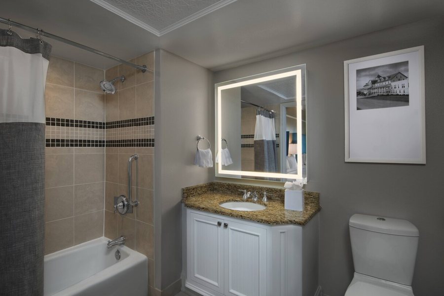 Myrtlewood Villas — Bathroom
