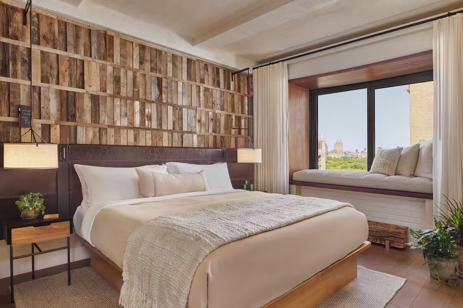 Nap York Central Park — Guest room
