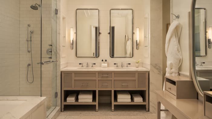 Naples Beach Club A Four Seasons Resort — Bathroom
