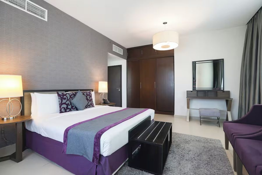 Nassima Tower Hotel Apartments — Guest room