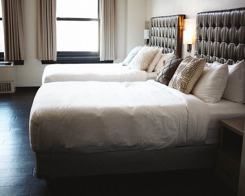 Nativ Hotel — Guest room