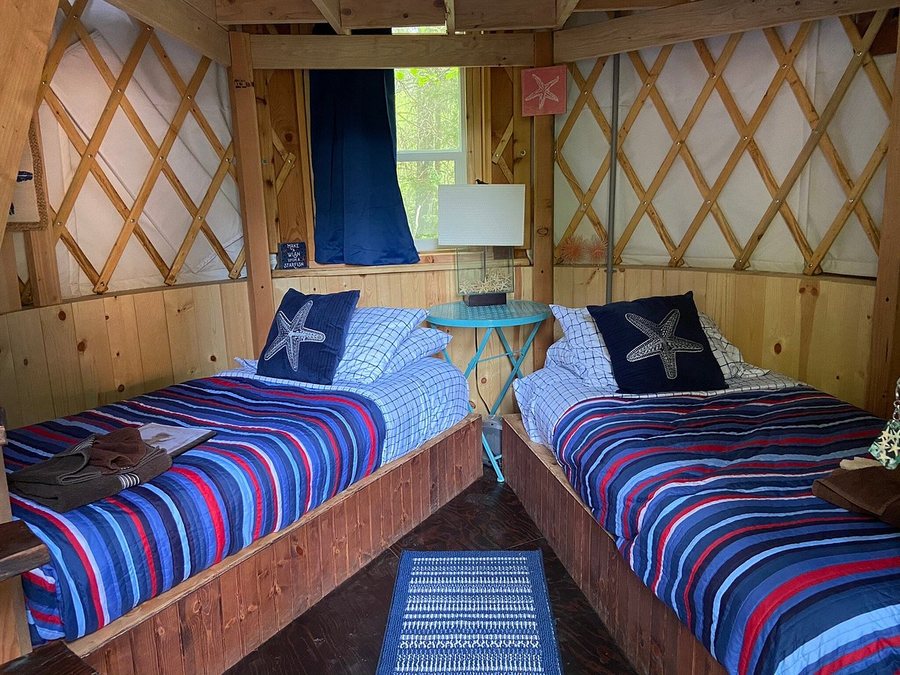 Nauti Otter — Guest room