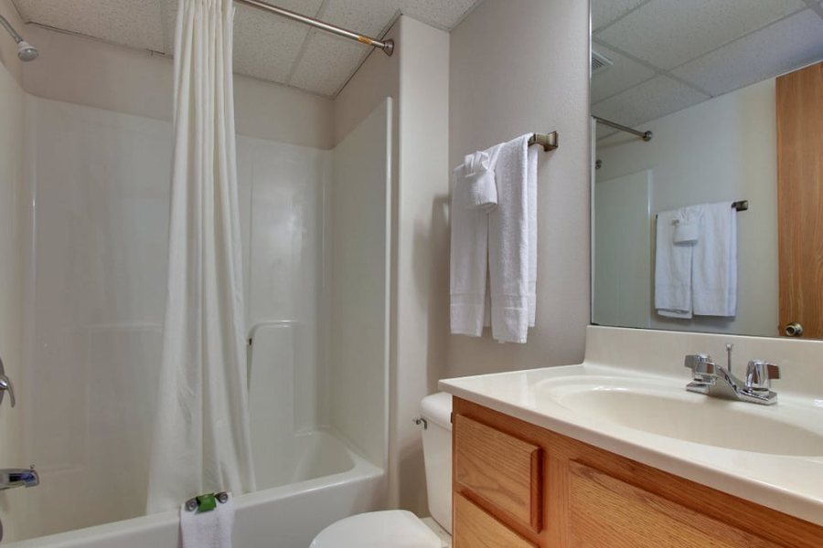 Nauvoo Villas — Bathroom