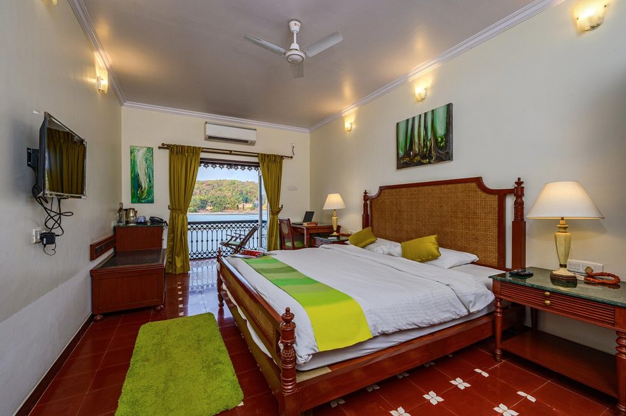 Neemrana s Three Waters — Guest room