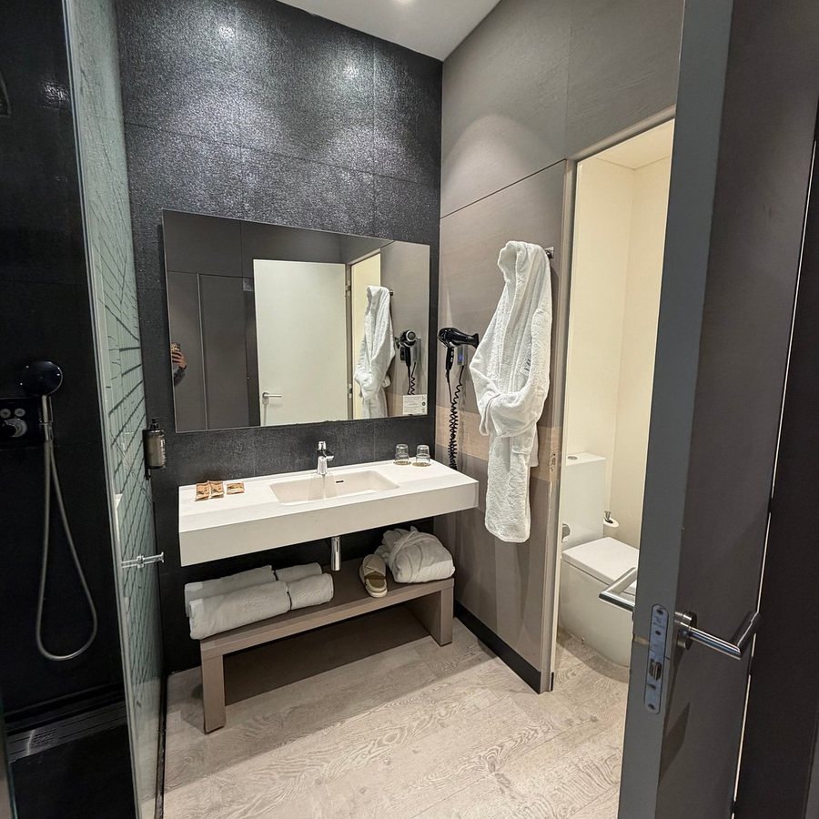 Negresco Princess Barcelona Catalonia — Bathroom