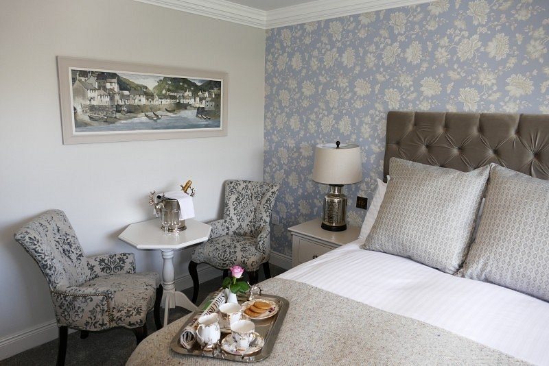Nesbitt Arms Boutique Hotel — Guest room