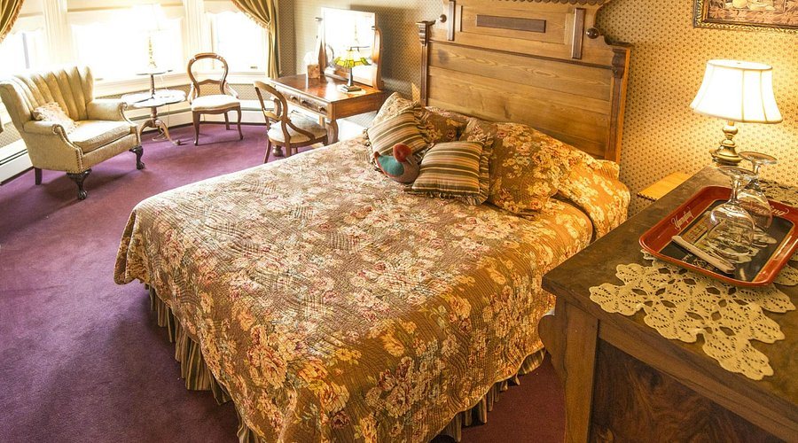 New Berlin — Guest room