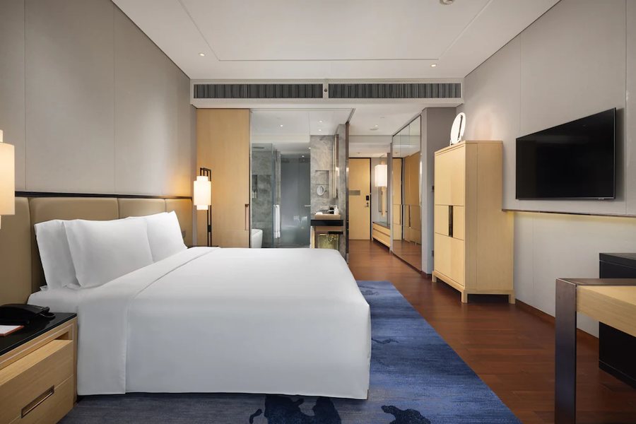 New World Beijing Hotel Beijing — Guest room