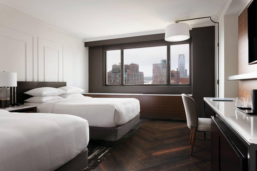 New York Marriott Downtown New York City New York — Guest room