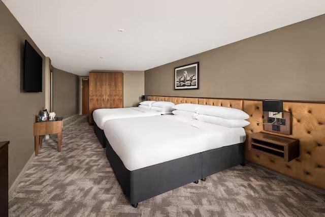 Newcastle Lodge Convention Center — Guest room