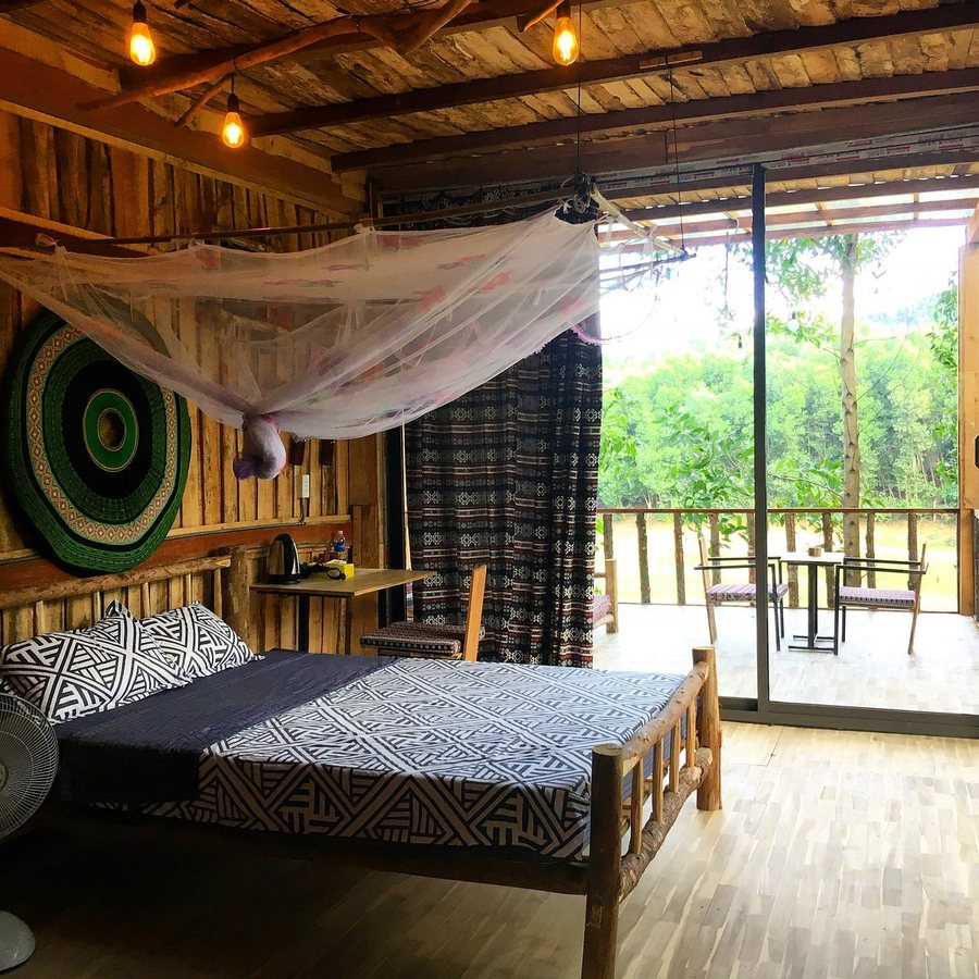 Nguyen Shack Retreat — Guest room