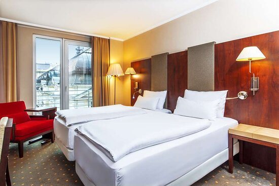 NH Budapest City — Guest room