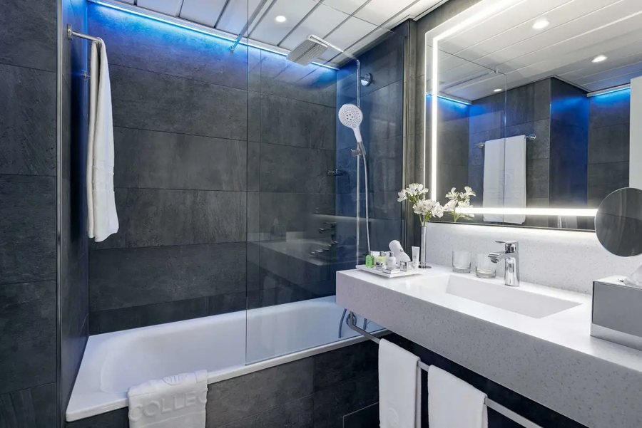 NH Collection Berlin Mitte Friedrichstrasse Berlin — Bathroom