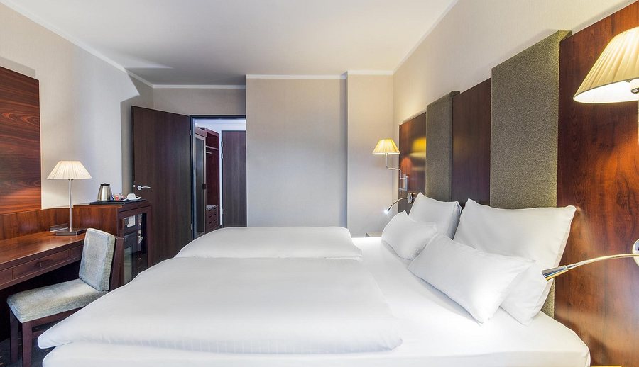 NH Collection Budapest City Center — Guest room